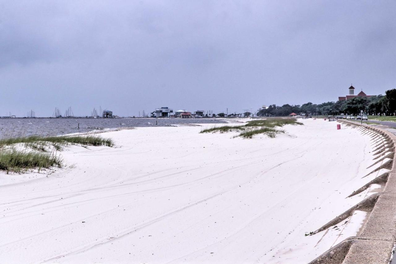 Gulfport Home With Deck And Grill, Walk To Beach! Exterior photo